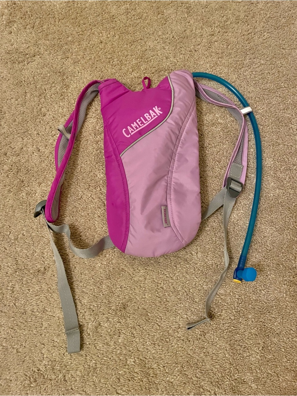 CamelBak Kids’ Hydration Pack with 1.5L Reservoir